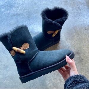 UGG Low Black Keely Boots